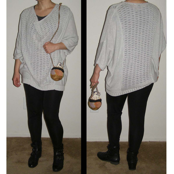 New Calvin Klein light gray oversized sweater Larg - Picture 5 of 7